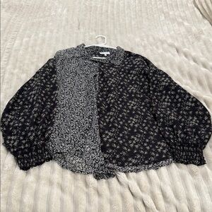 ACOA Black and White Floral Blouse